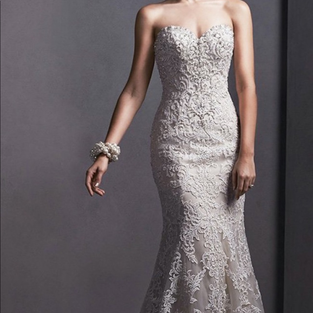 Sottero & Midgley Stella Wedding Dress NEVER WORN